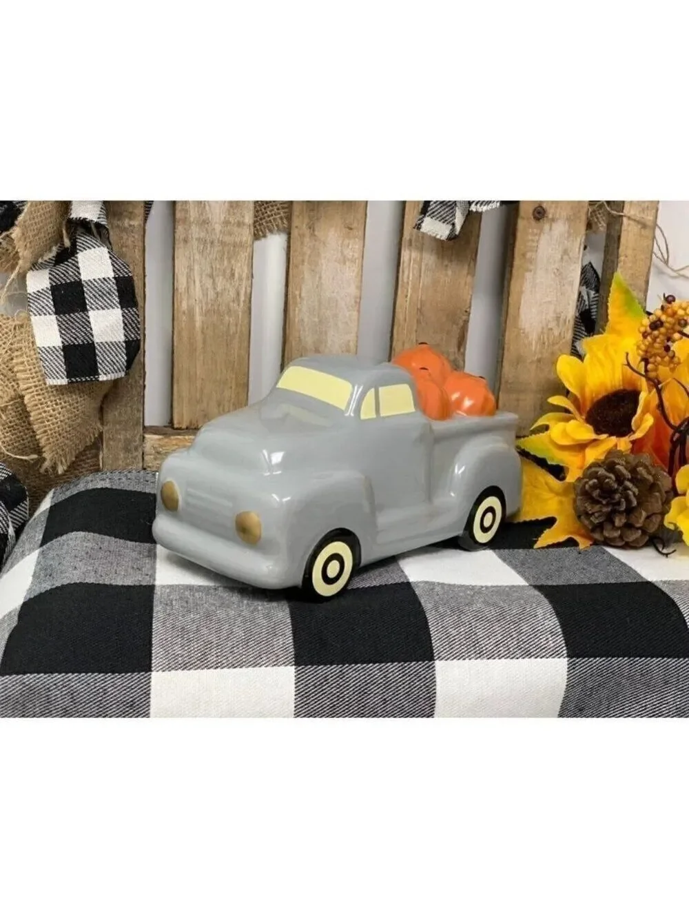 Farmhouse Pumpkin Hauling Truck Vintage Style Rustic Fall Holiday Decor Autumn